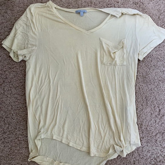 Yellow T-shirt - Picture 1 of 1